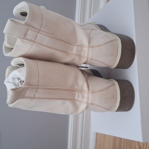 Timberland laced up boot - Picture 4 of 5